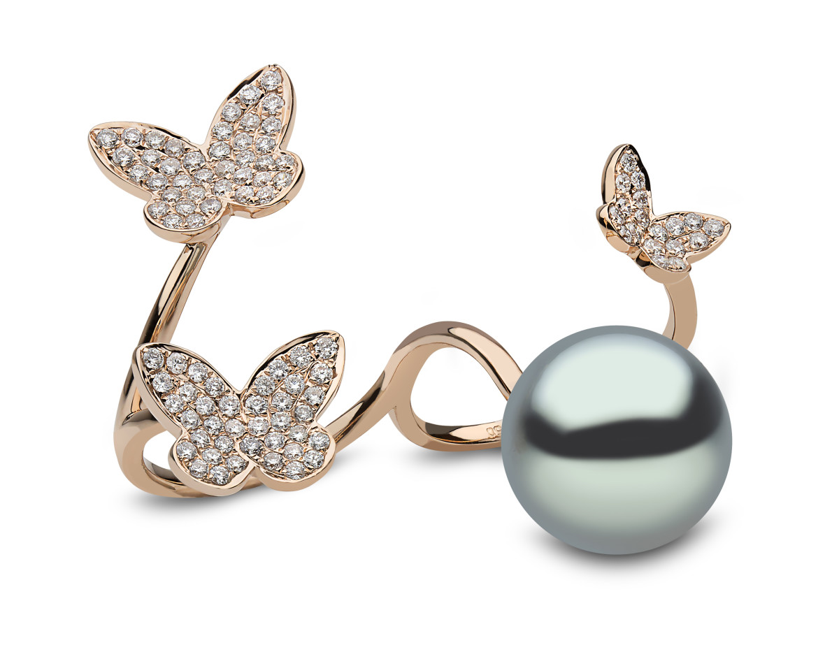 HIGHLY COMMENDED: Pearl Jewellery PJCOTY 2015, Yoko London for Blue Rose