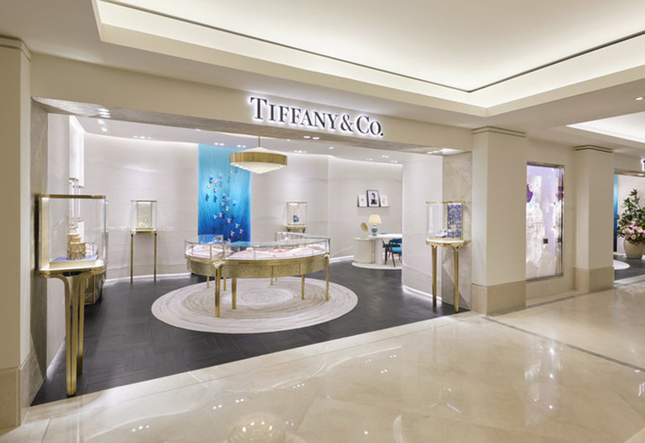 Must Read: Changes in Tiffany & Co. Leadership Following LVMH Deal, P&G's  Acquisition of Billie Not Moving Forward - Fashionista