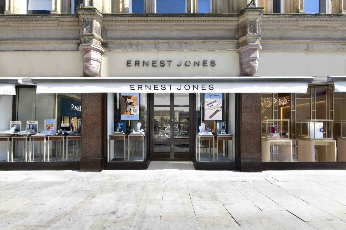 Ernest jones store on sale closures